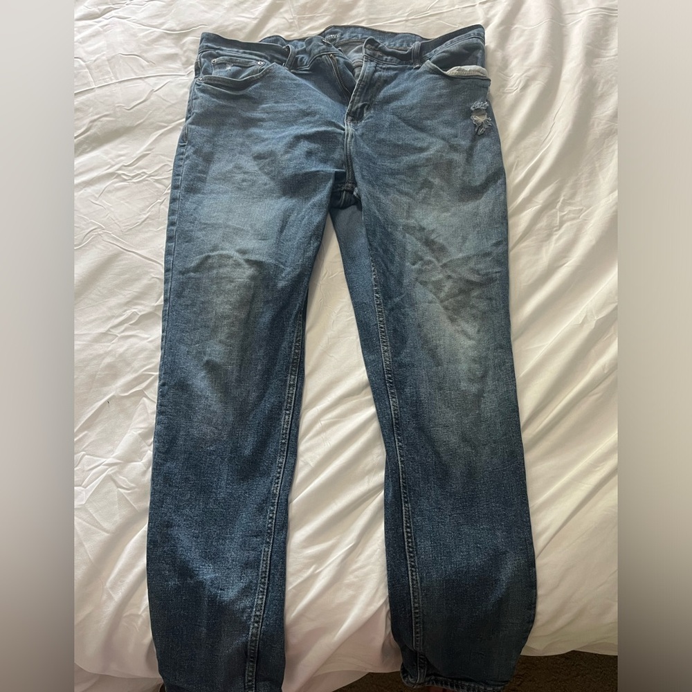 Old Navy Men’s relaxed slim taper built-in flex blue jean